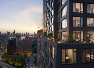 Manhattan Luxury Condo Sees Sales Surge as Buyers Seek High-End Homes